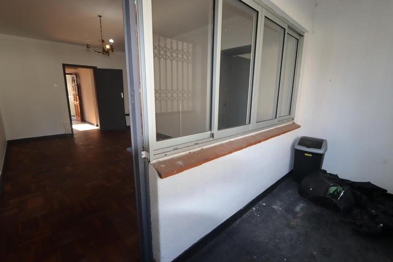 To Let 2 Bedroom Property for Rent in Gardens Western Cape